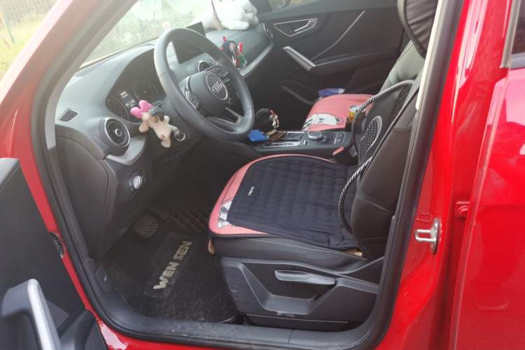 Used Audi Q2L 2021 35 TFSI Progressive Dynamic Edition Left Front Seat