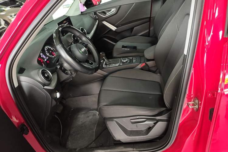 Used Audi Q2L 2021 35 TFSI Progressive Dynamic Edition Left Front Seat