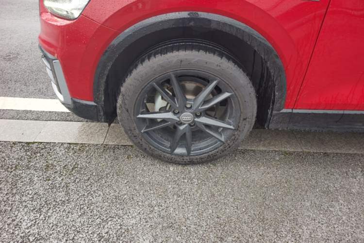 Used Audi Q2L 2021 35 TFSI Fashion Dynamic Model Left Front Wheel Hub