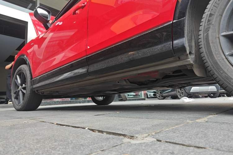Used Audi Q2L 2021 35 TFSI Fashion Dynamic Model Left Side Sill