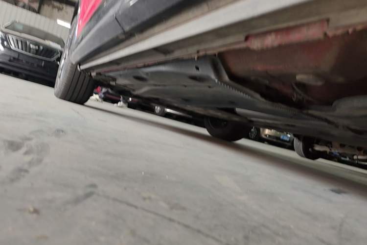 Used Audi Q2L 2021 35 TFSI Progressive Dynamic Edition Left Side Sill