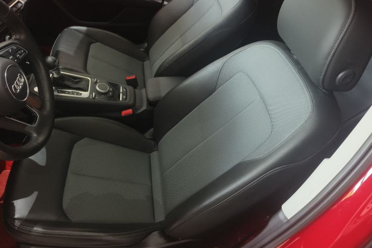 Used Audi Q2L 2021 35 TFSI Fashionable and Elegant Model Right Front Seat