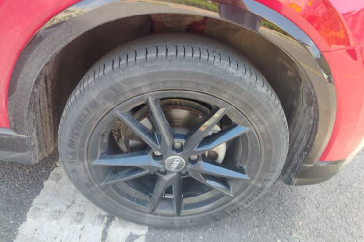 Used Audi Q2L 2021 35 TFSI Progressive Dynamic Edition Right Front Wheel Hub
