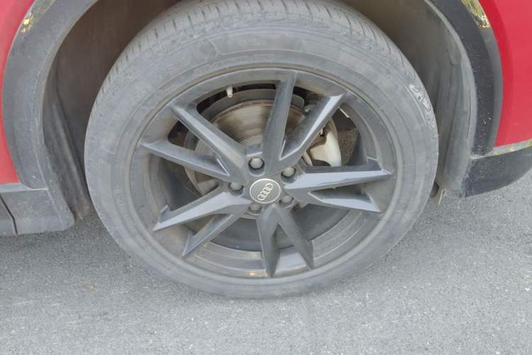 Used Audi Q2L 2021 35 TFSI Progressive Dynamic Edition Right Front Wheel Hub