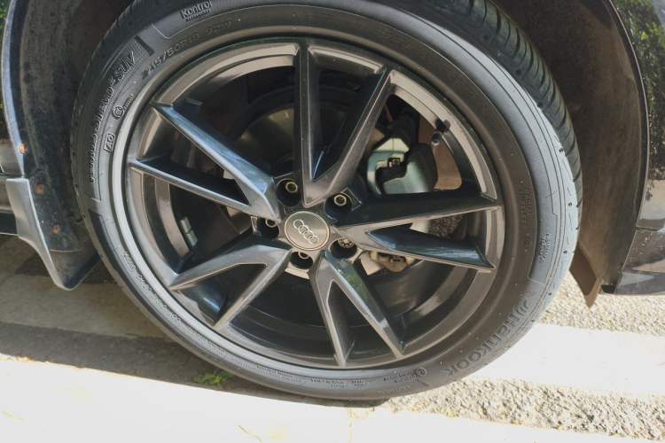 Used Audi Q2L 2021 35 TFSI Fashion Dynamic Model Right Front Wheel Hub