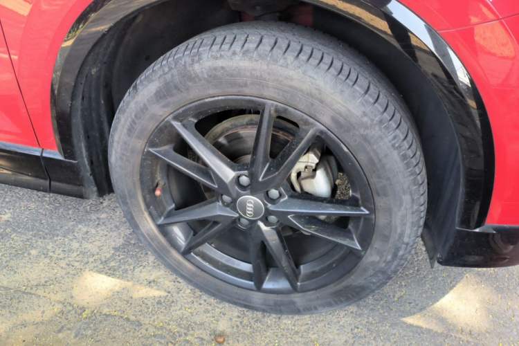 Used Audi Q2L 2021 35 TFSI Progressive Dynamic Edition Right Front Wheel Hub