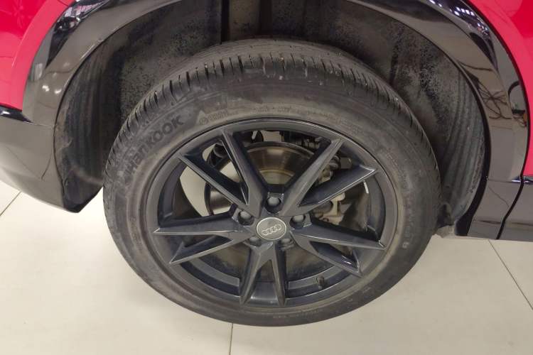 Used Audi Q2L 2021 35 TFSI Progressive Dynamic Edition Right Rear Wheel Hub