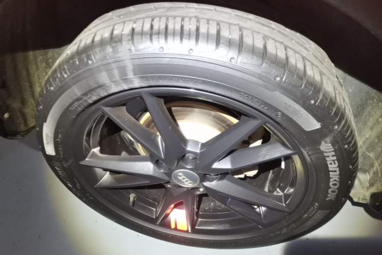Used Audi Q2L 2021 35 TFSI Progressive Dynamic Edition Right Rear Wheel Hub