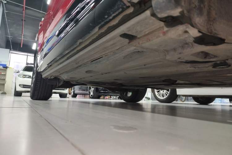 Used Audi Q2L 2021 35 TFSI Progressive Dynamic Edition Right Side Sill