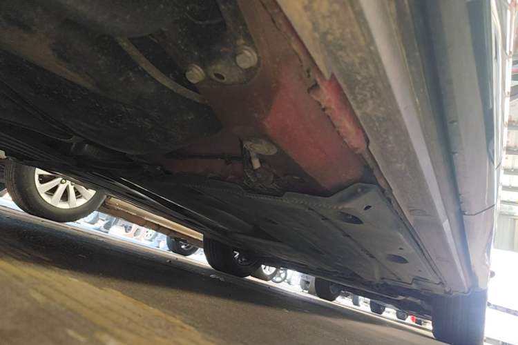 Used Audi Q2L 2021 35 TFSI Progressive Dynamic Edition Right Side Sill