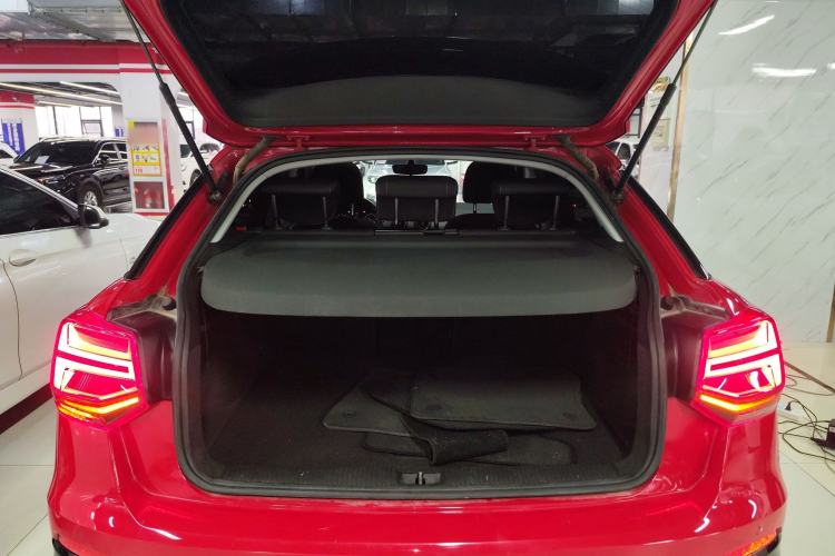 Used Audi Q2L 2021 35 TFSI Progressive Dynamic Edition Trunk