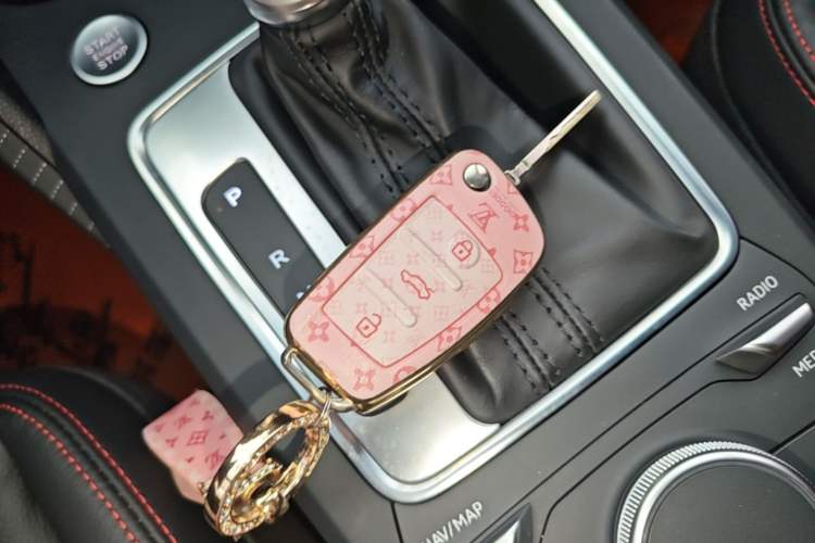 Used Audi Q2L 2021 35 TFSI Fashion Dynamic Model Vehicle Key