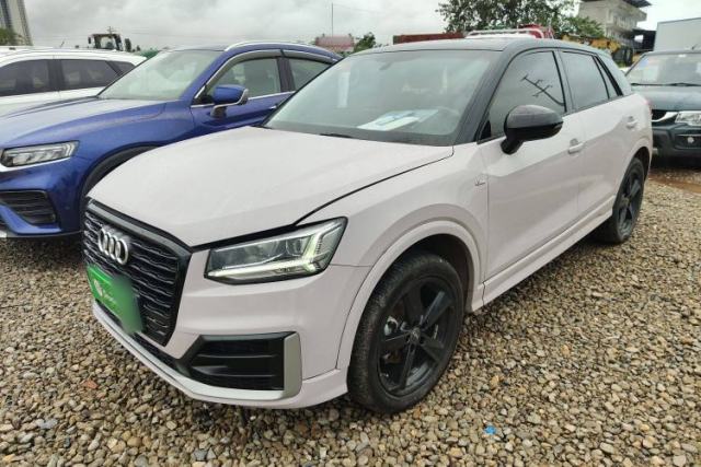 Audi Q2L 2021 35 TFSI Fashion Dynamic Model de segunda mano