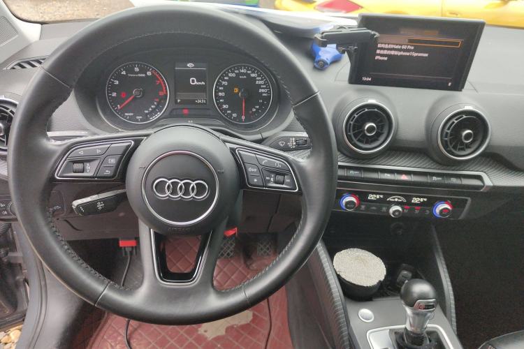 Used Audi Q2L 2021 35 TFSI Fashion Dynamic Model Center Console