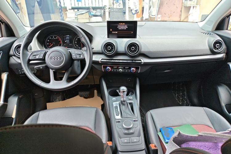 Used Audi Q2L 2021 35 TFSI Fashion Dynamic Model Center Console
