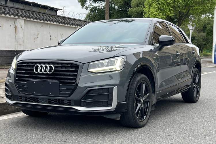 Used Audi Q2L 2021 35 TFSI Progressive Dynamic Edition Guazi used car, China used car export, Used car for sale, Used Audi cars, Cheapest cars for sale