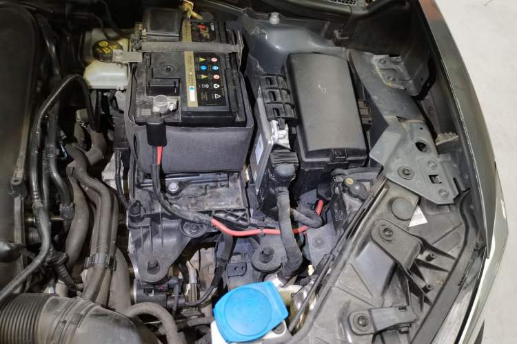 Used Audi Q2L 2021 35 TFSI Fashion Dynamic Model Engine Bay Left