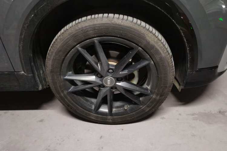 Used Audi Q2L 2021 35 TFSI Fashion Dynamic Model Right Front Wheel Hub