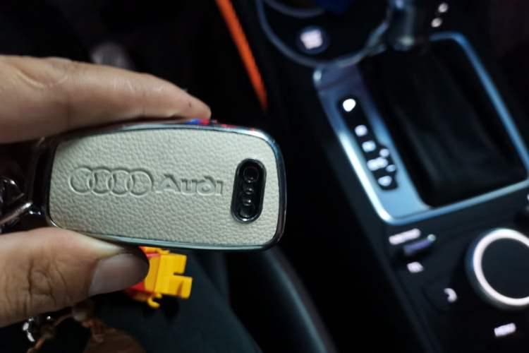 Used Audi Q2L 2021 35 TFSI Fashion Dynamic Model Vehicle Key