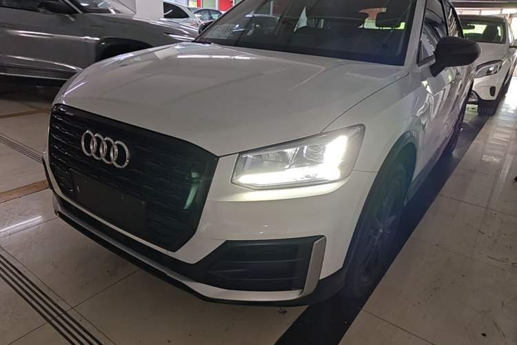 Used Audi Q2L 2021 35 TFSI Fashion Dynamic Model Guazi used car, China used car export, Used car for sale, Used Audi cars, Cheapest cars for sale