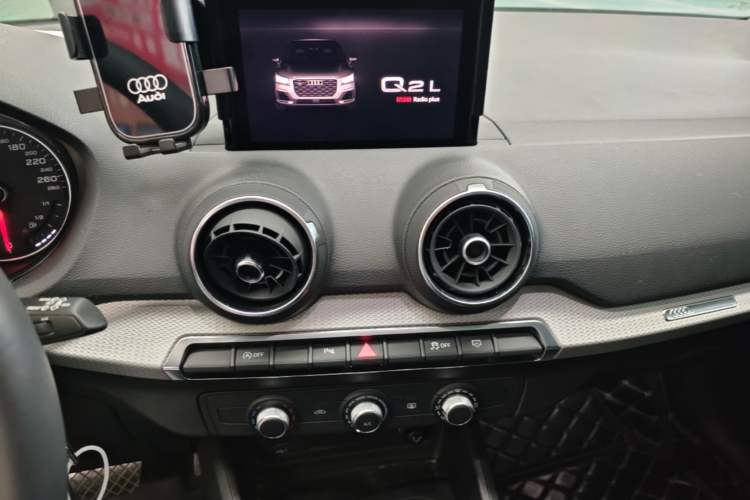Used Audi Q2L 2021 35 TFSI Progressive Dynamic Edition Audio And AC Panel
