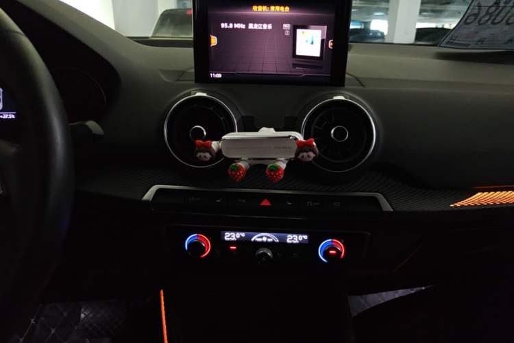 Used Audi Q2L 2021 35 TFSI Fashion Dynamic Model Audio And AC Panel