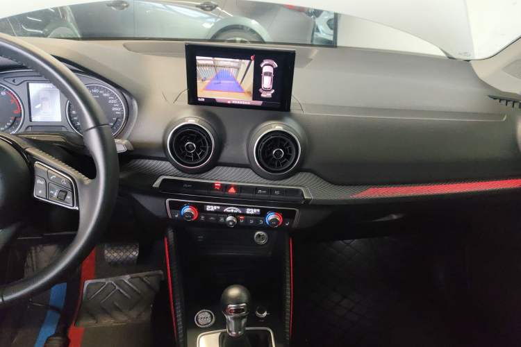 Used Audi Q2L 2021 35 TFSI Fashion Dynamic Model Audio And AC Panel