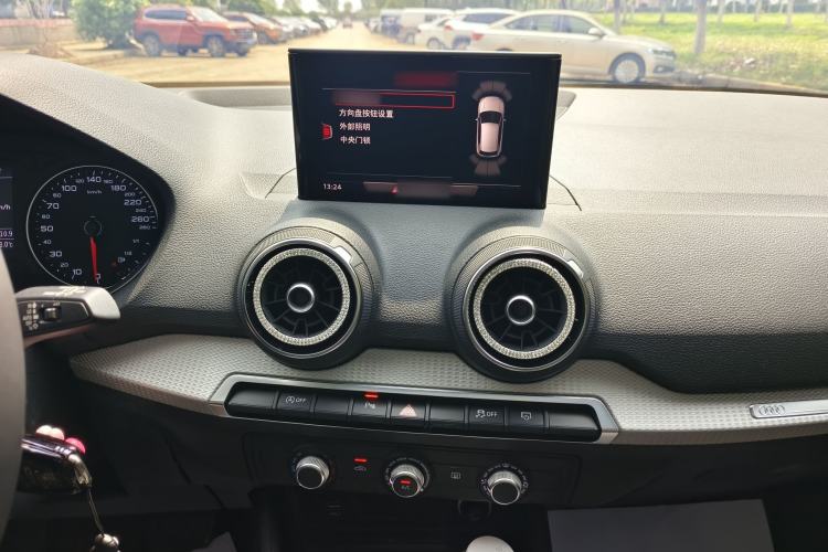 Used Audi Q2L 2021 35 TFSI Progressive Dynamic Edition Audio And AC Panel