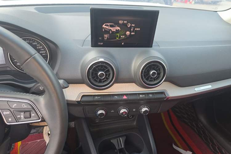 Used Audi Q2L 2021 35 TFSI Progressive Dynamic Edition Audio And AC Panel