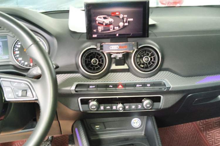 Used Audi Q2L 2021 35 TFSI Fashion Dynamic Model Audio And AC Panel