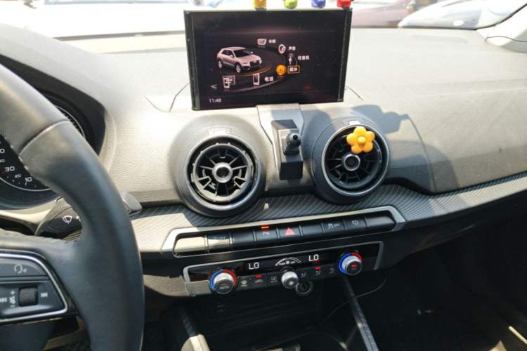 Used Audi Q2L 2021 35 TFSI Fashionable and Elegant Model Audio And AC Panel