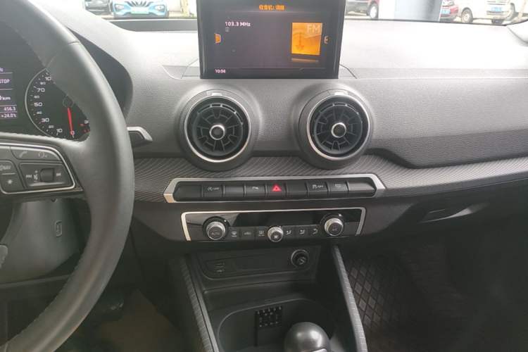 Used Audi Q2L 2021 35 TFSI Fashion Dynamic Model Audio And AC Panel