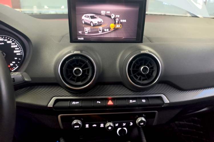 Used Audi Q2L 2021 35 TFSI Fashion Dynamic Model Audio And AC Panel