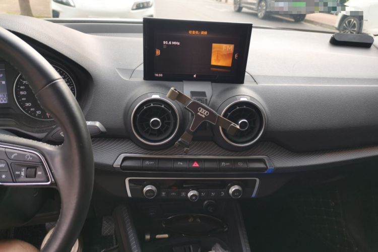 Used Audi Q2L 2021 35 TFSI Fashionable and Elegant Model Audio And AC Panel