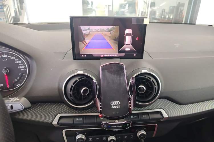 Used Audi Q2L 2021 35 TFSI Fashion Dynamic Model Audio And AC Panel