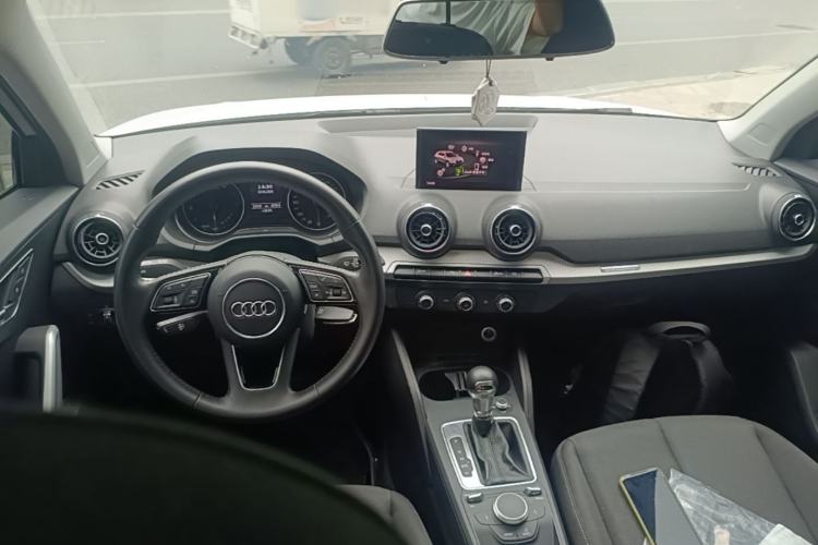 Used Audi Q2L 2021 35 TFSI Progressive Dynamic Edition Center Console