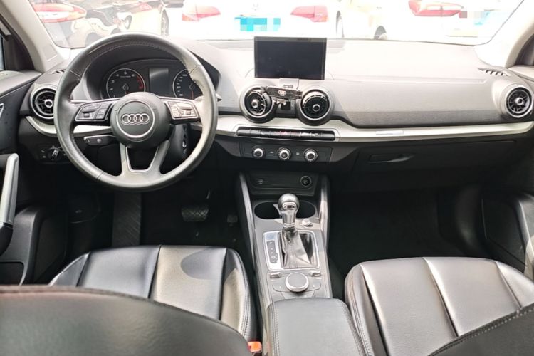Used Audi Q2L 2021 35 TFSI Progressive Dynamic Edition Center Console