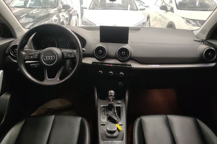 Used Audi Q2L 2021 35 TFSI Progressive Dynamic Edition Center Console