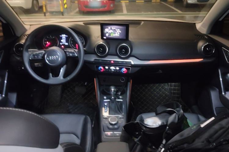 Used Audi Q2L 2021 35 TFSI Fashion Dynamic Model Center Console
