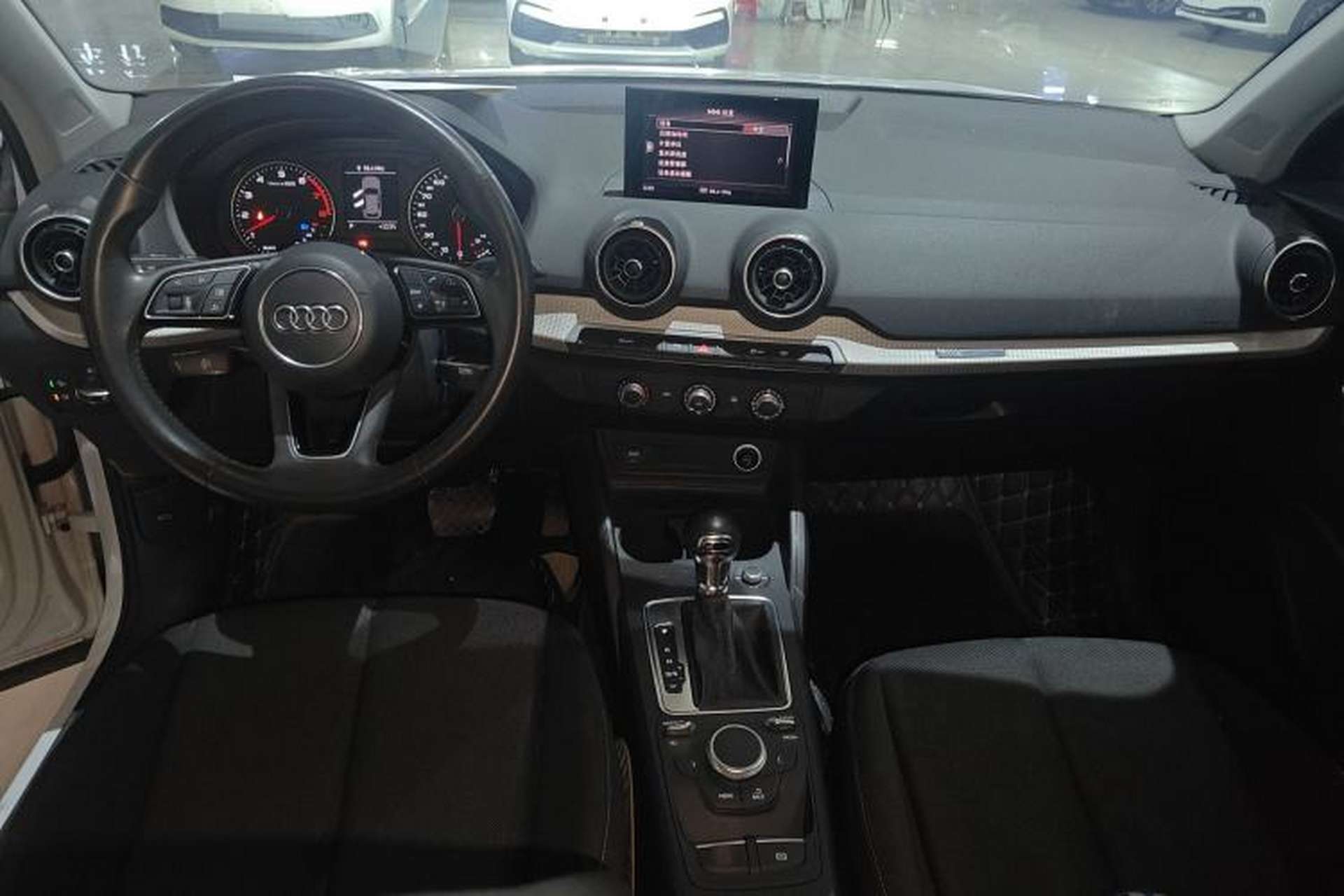 Used Audi Q2L 2021 35 TFSI Progressive Dynamic Edition Center Console