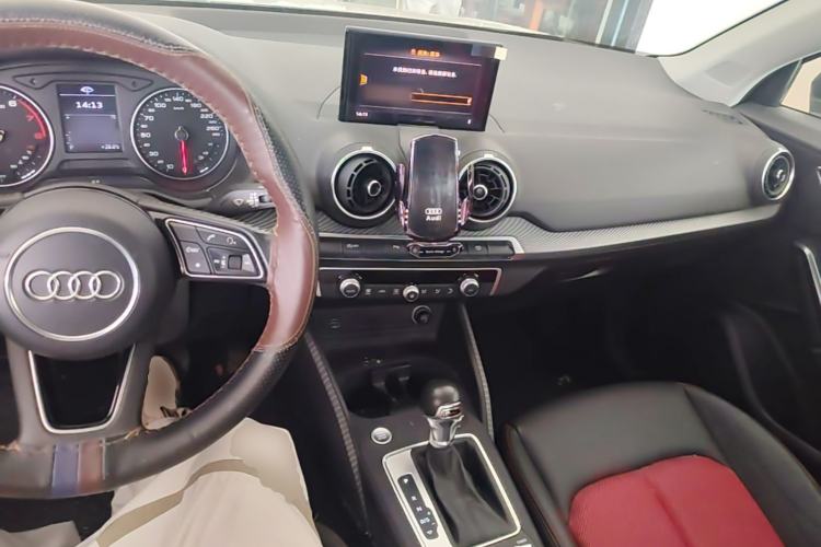 Used Audi Q2L 2021 35 TFSI Fashion Dynamic Model Center Console