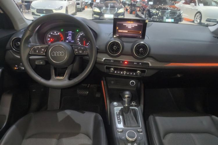 Used Audi Q2L 2021 35 TFSI Fashion Dynamic Model Center Console