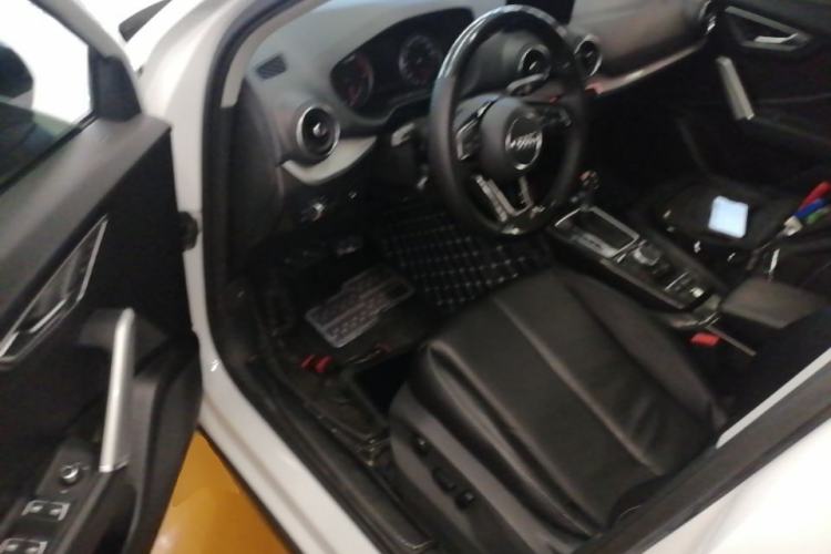 Used Audi Q2L 2021 35 TFSI Progressive Dynamic Edition Driver Seat