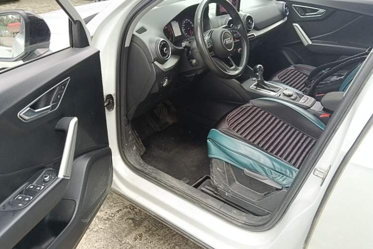 Used Audi Q2L 2021 35 TFSI Progressive Dynamic Edition Driver Seat