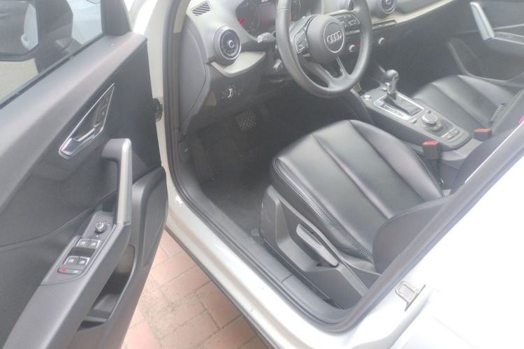 Used Audi Q2L 2021 35 TFSI Progressive Dynamic Edition Driver Seat