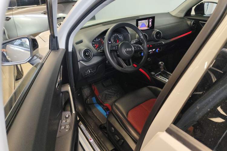 Used Audi Q2L 2021 35 TFSI Fashion Dynamic Model Driver Seat