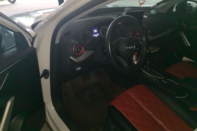 Used Audi Q2L 2021 35 TFSI Progressive Dynamic Edition Driver Seat