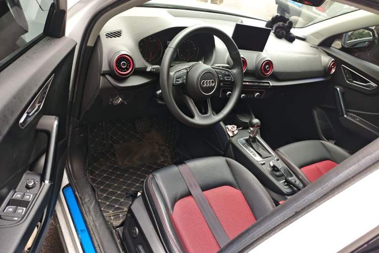 Used Audi Q2L 2021 35 TFSI Fashion Dynamic Model Driver Seat