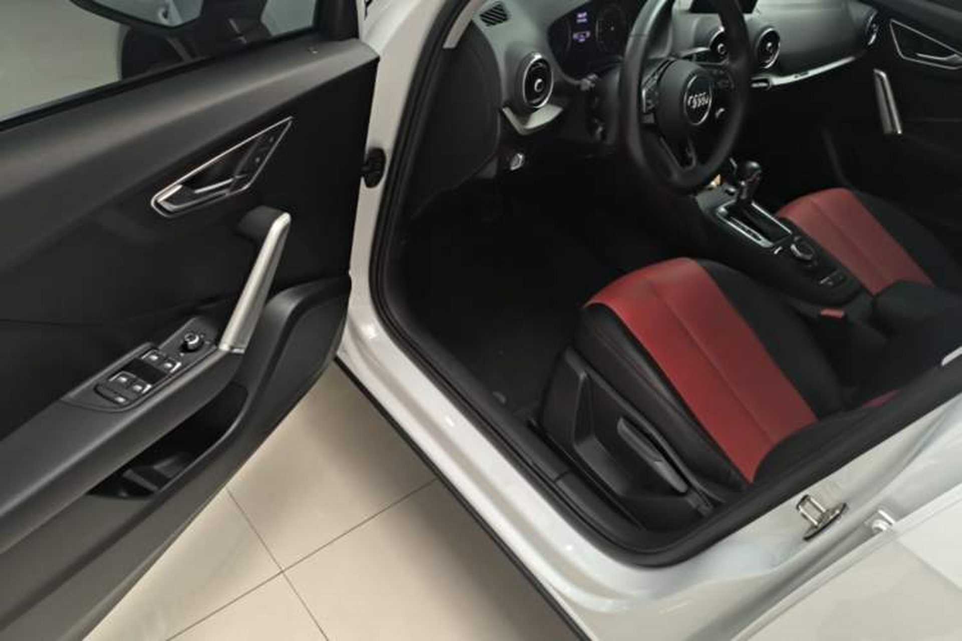 Used Audi Q2L 2021 35 TFSI Progressive Dynamic Edition Driver Seat