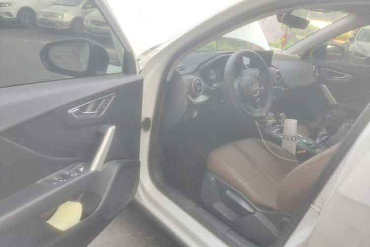 Used Audi Q2L 2021 35 TFSI Progressive Dynamic Edition Driver Seat